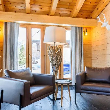 Stunning Mountain View Chalet In Tatil Evi La Tzoumaz