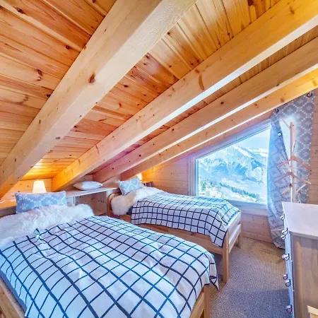 Stunning Mountain View Chalet In La Tzoumaz